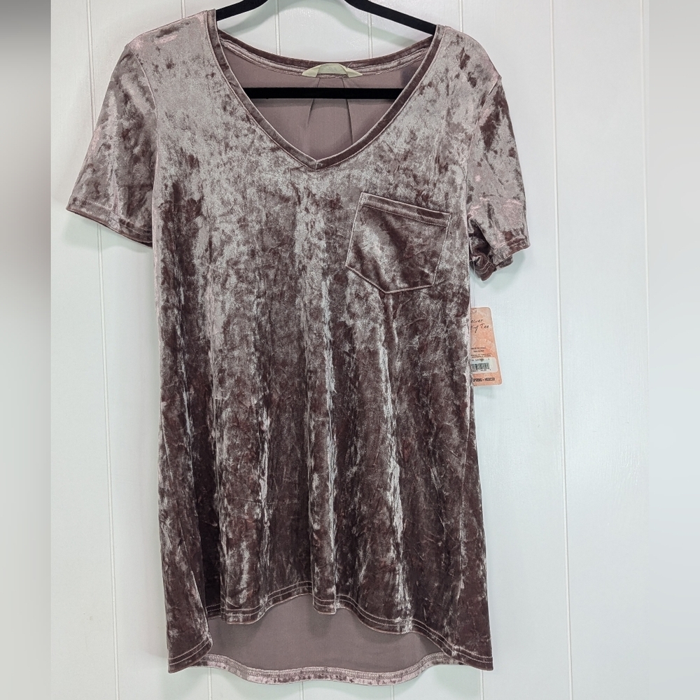 ⭐ NWT Velvet V-Neck Women’s Top - Brown